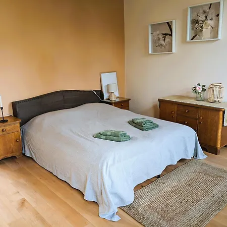 Salvia Apartment *
